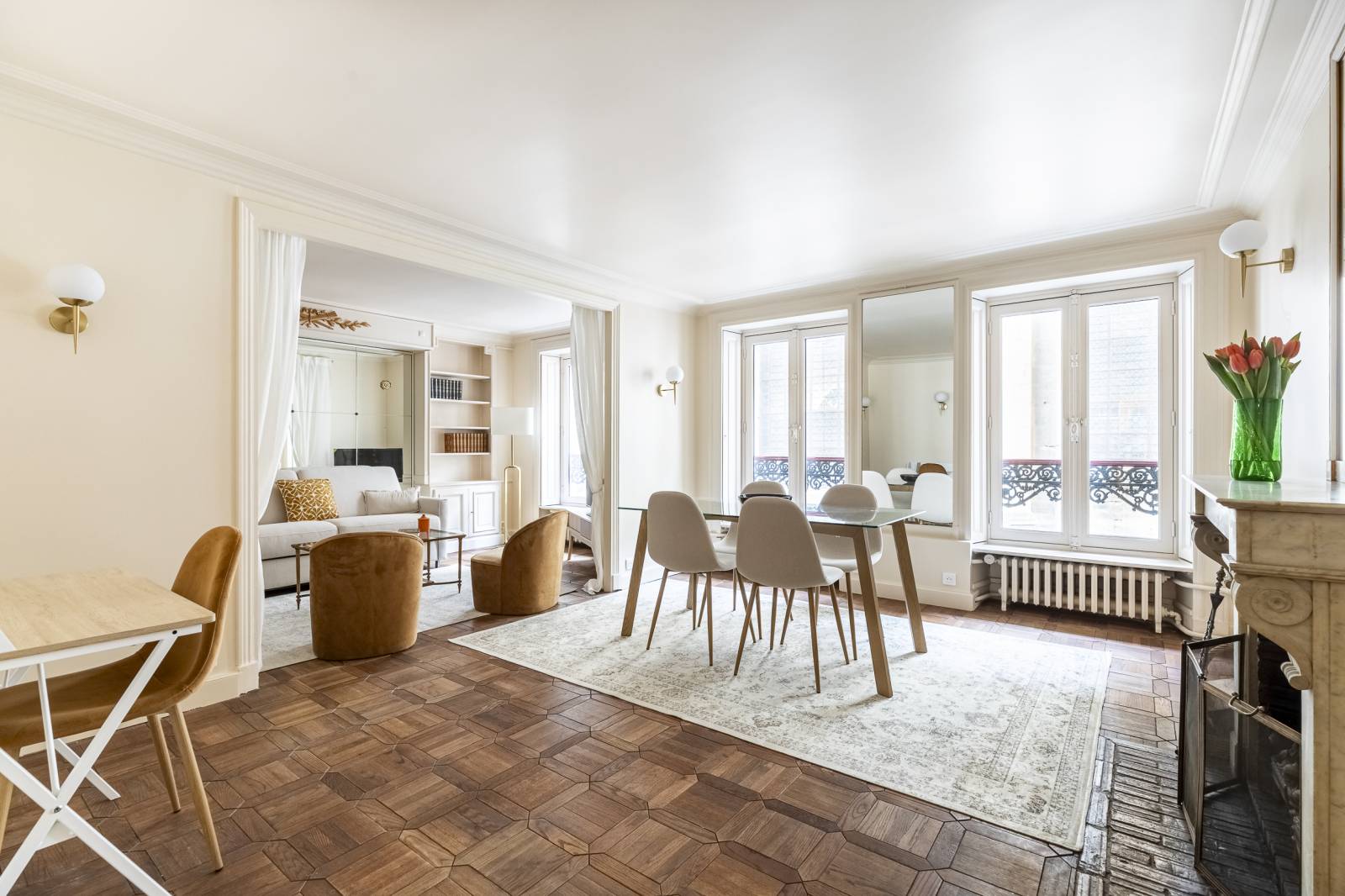 Location 2/3 pièces situé rue Saint-Sulpice à Paris 6ème - Century 21 Fine Homes & Estates