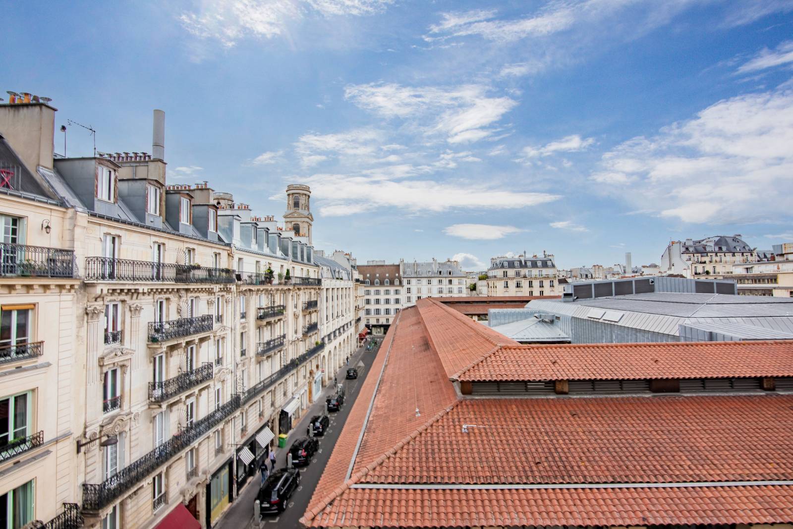 Vue dégagée sur l'Eglise Saint-Sulpice - appartement rue de Seine à Paris 6ème