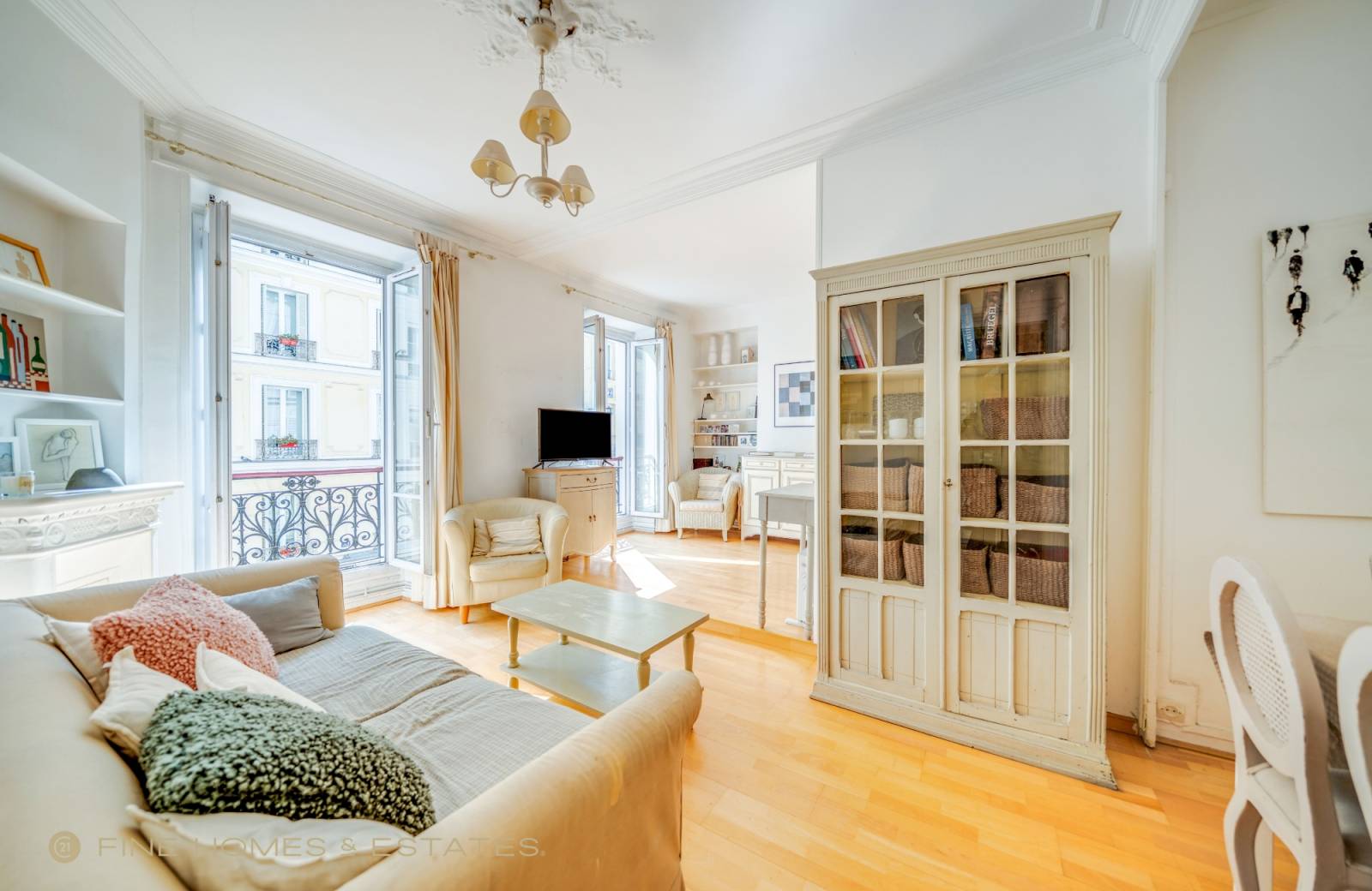 Appartement en vente rue Delambre par notre agence immobilière à Paris 6ème - Century 21 Assas Raspail