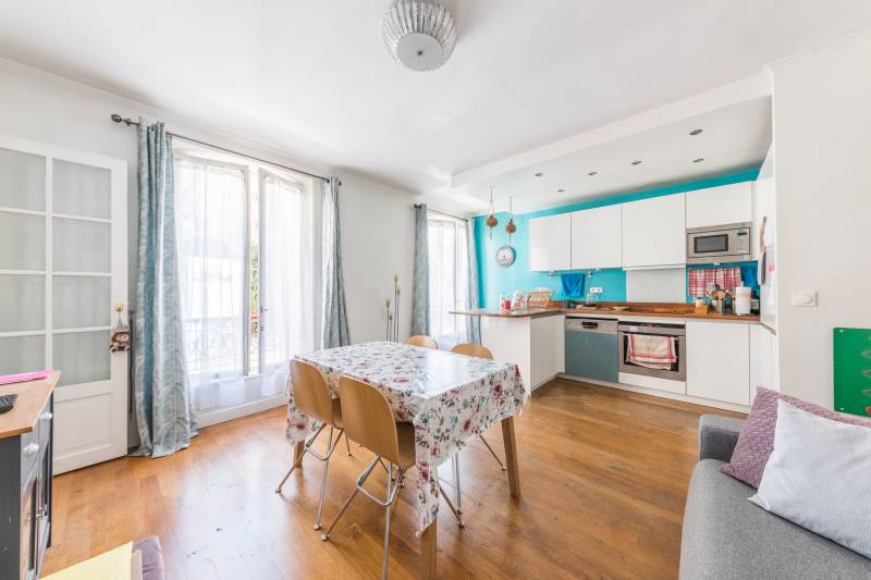 Appartement 4 pièces avec 3 chambres Paris 17ème : quartier Epinettes 