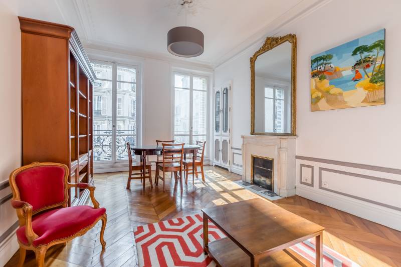 Salon de l'appartement vendu rue du Vieux Colombier, Paris 6 - Century 21 Assas Raspail