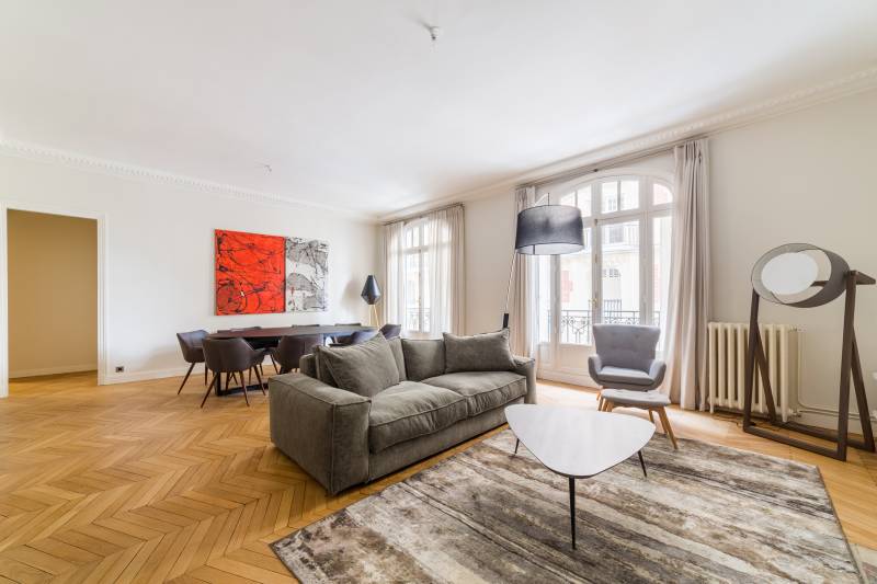 Appartement familial de standing avec double séjour et trois chambres - Paris 6ème : rue Huysmans | Jardin du Luxembourg  