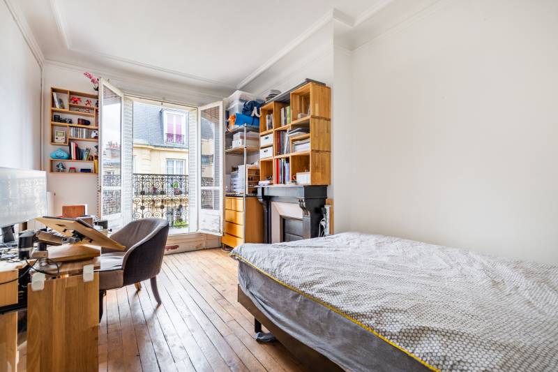 Appartement 3 pièces / 5ème étage avec ascenseur - à rénover - Paris 15 - rue Humblot - Dupleix