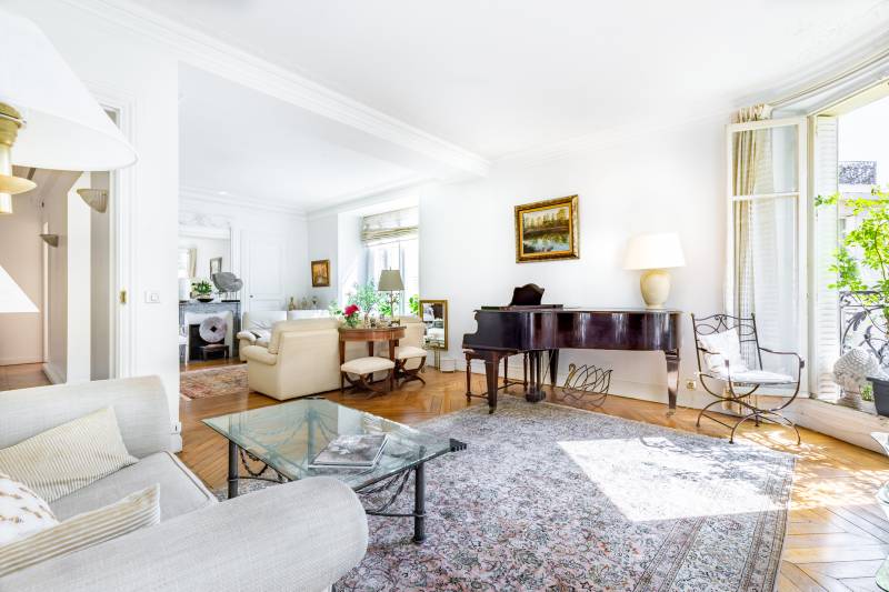 Double séjour - appartement familial - 3 chambres - à vendre - rue de Fleurus - Paris 6