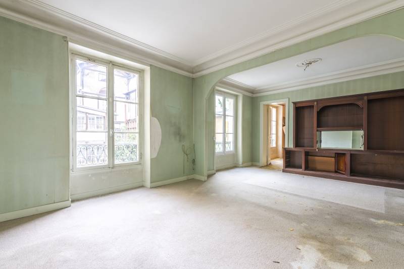 Double séjour T2/T3 à rénover rue Delambre Paris 75014