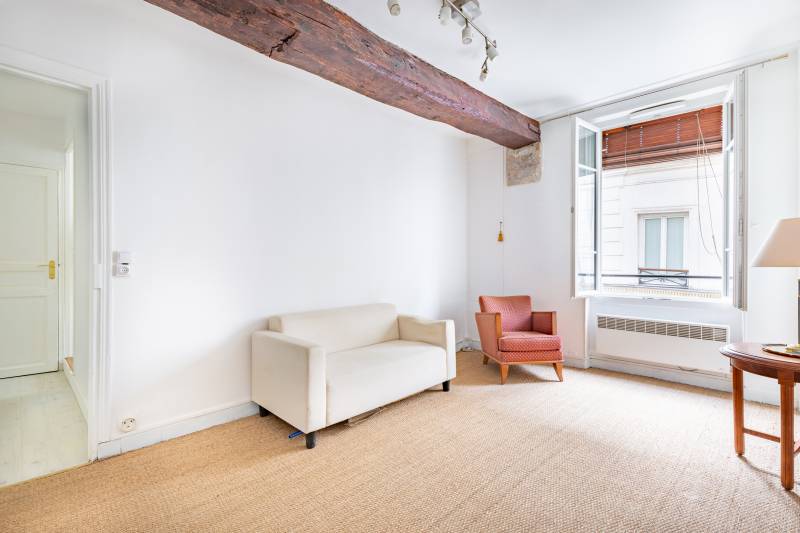 Séjour - appartement 3 pièces - à rénover - rue Guisarde, Paris 6ème