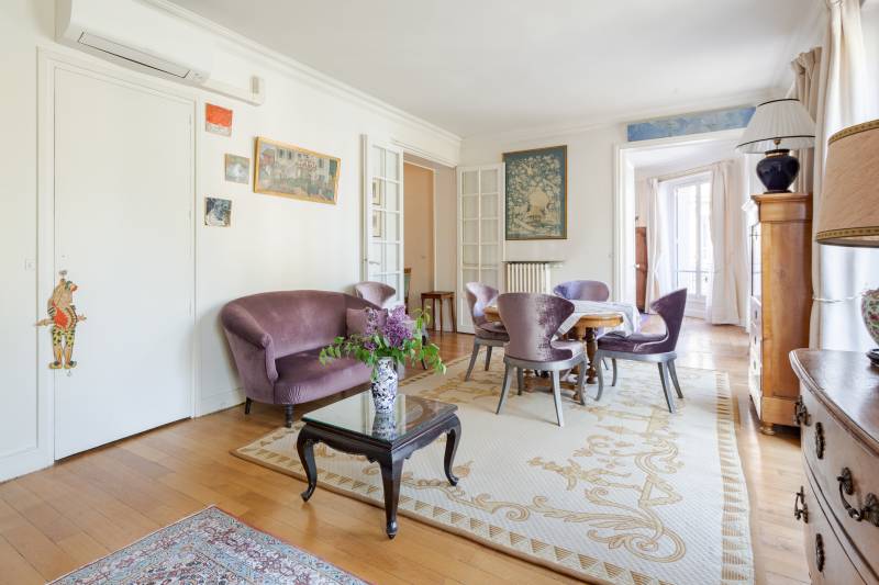Appartement 3 pièces - Paris 14ème / limite 6ème : rue Léopold Robert - Boulevard du Montparnasse | métro Vavin  