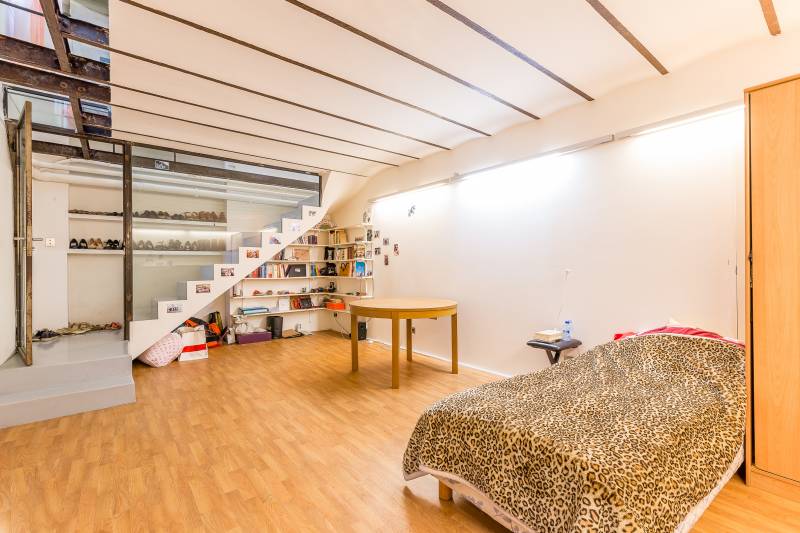 Chambre 1 - appartement 3 pièces vendu loué à proximité du Jardin du Luxembourg - Paris 6