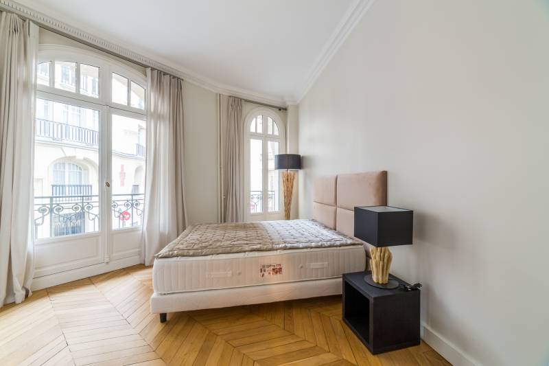 Appartement familial de standing avec double séjour et trois chambres - Paris 6ème : rue Huysmans | Jardin du Luxembourg  