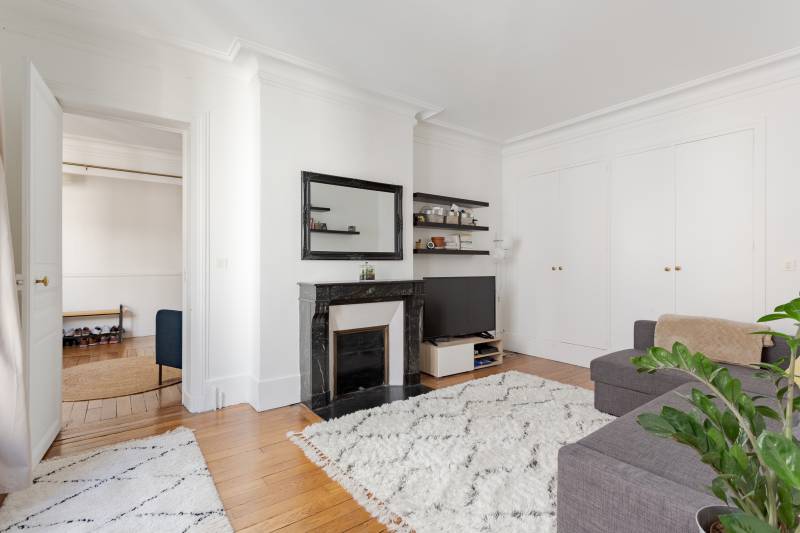 Salon du 3 pièces à vendre au 12 rue Notre-Dame des Champs, 75006 Paris - métro Saint-Placide