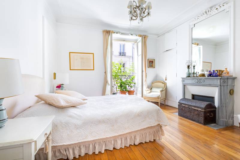Chambre - appartement familial - 3 chambres - à vendre - rue de Fleurus - Paris 6