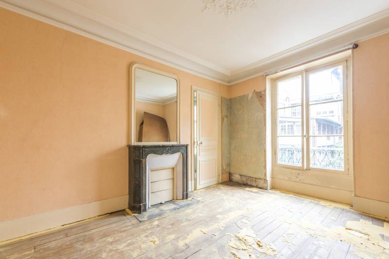 Chambre T2/T3 à rénover rue Delambre Paris 75014