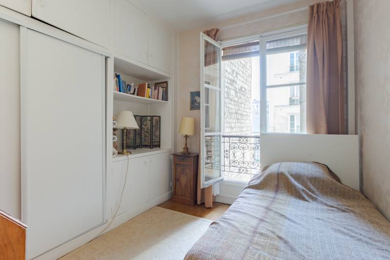 Appartement 3 pièces - Paris 14ème / limite 6ème : rue Léopold Robert - Boulevard du Montparnasse | métro Vavin  