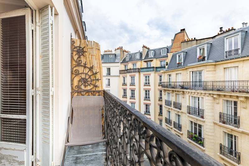 Appartement 3 pièces / 5ème étage avec ascenseur - à rénover - Paris 15 - rue Humblot - Dupleix