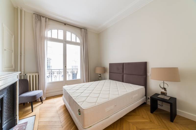 Appartement familial de standing avec double séjour et trois chambres - Paris 6ème : rue Huysmans | Jardin du Luxembourg  