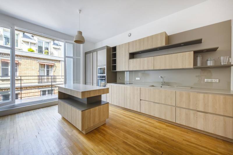 NON DISPONIBLE CAR ACTUELLEMENT LOUÉ - Appartement 2 pièces avec 1 chambre - Paris 7ème : quartier Saint Thomas d'Aquin  