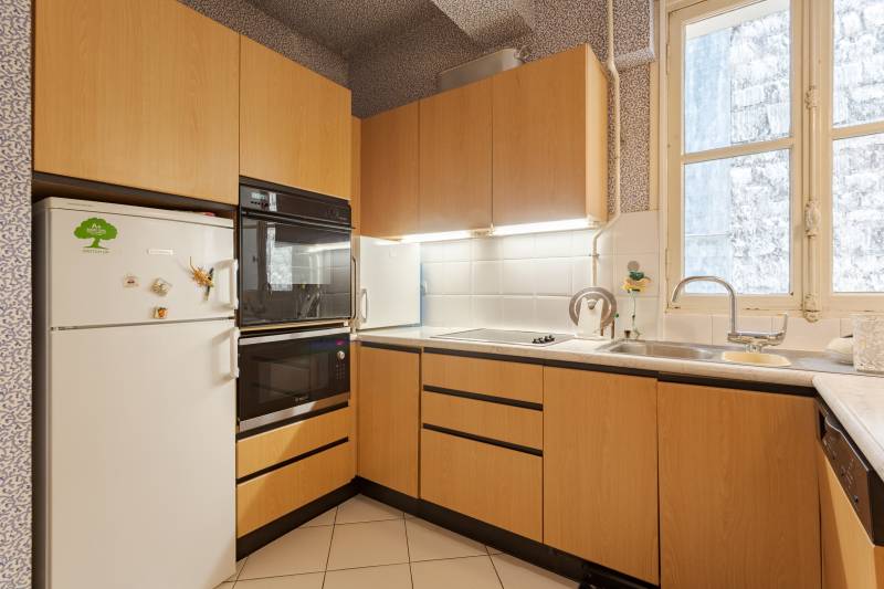 Appartement 3 pièces - Paris 14ème / limite 6ème : rue Léopold Robert - Boulevard du Montparnasse | métro Vavin  