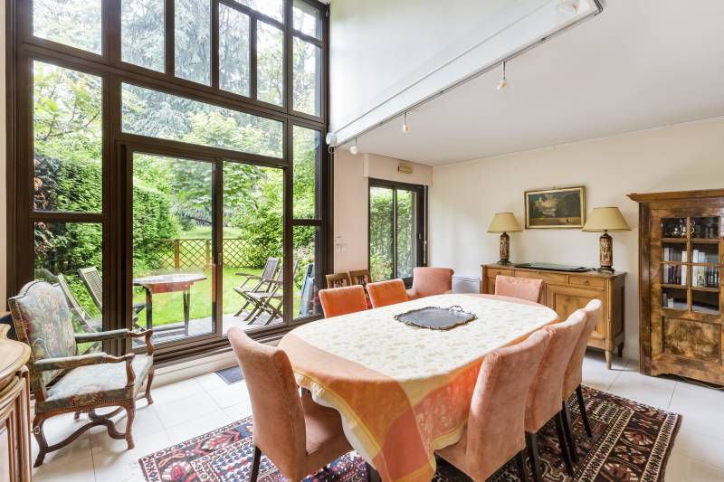 7 - 9 rue Boissonade, 75014 Paris - Salle à manger sur jardin - duplex vendu par notre agence Century 21 Assas Raspail Paris 6