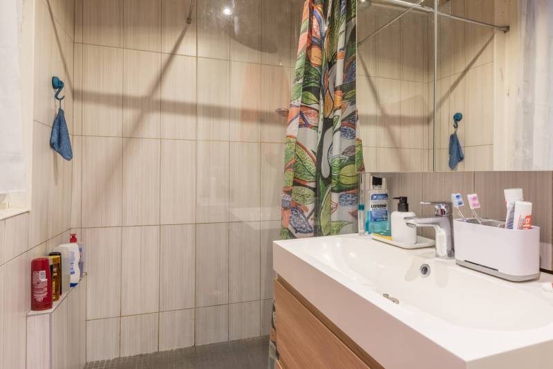 Appartement 4 pièces avec 3 chambres Paris 17ème : quartier Epinettes 