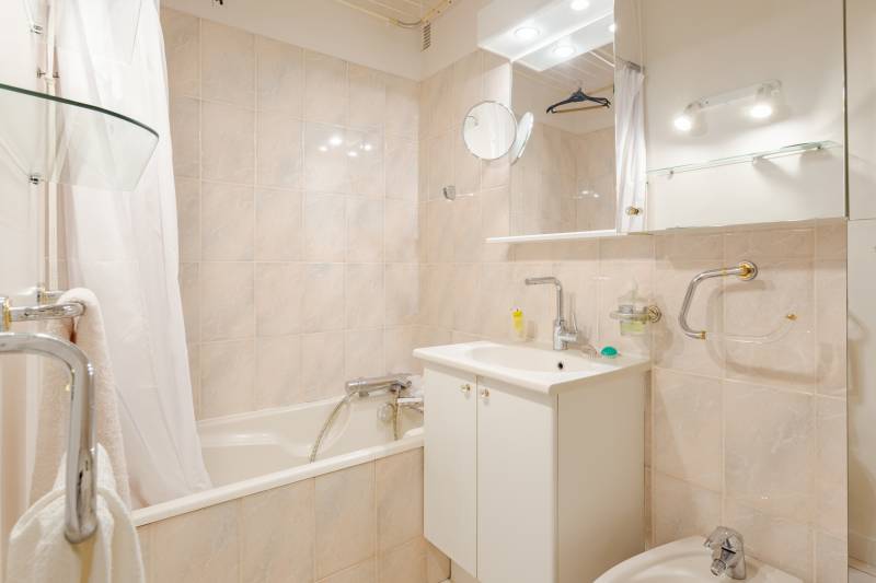 Appartement 3 pièces - Paris 14ème / limite 6ème : rue Léopold Robert - Boulevard du Montparnasse | métro Vavin  