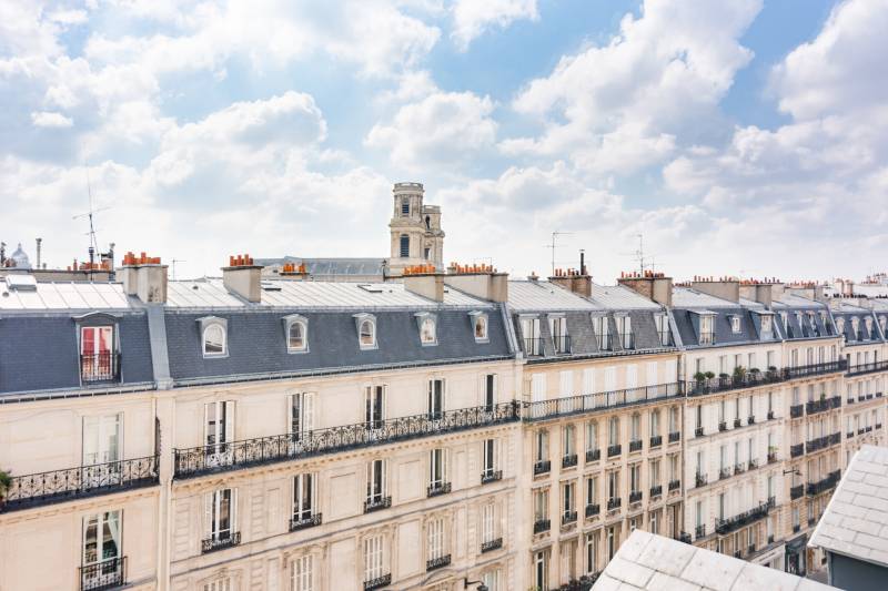 Studio pied-à-terre au 6ème et dernier étage avec ascenseur - Paris 6ème : rue de Rennes | Saint-Germain-des-Prés  