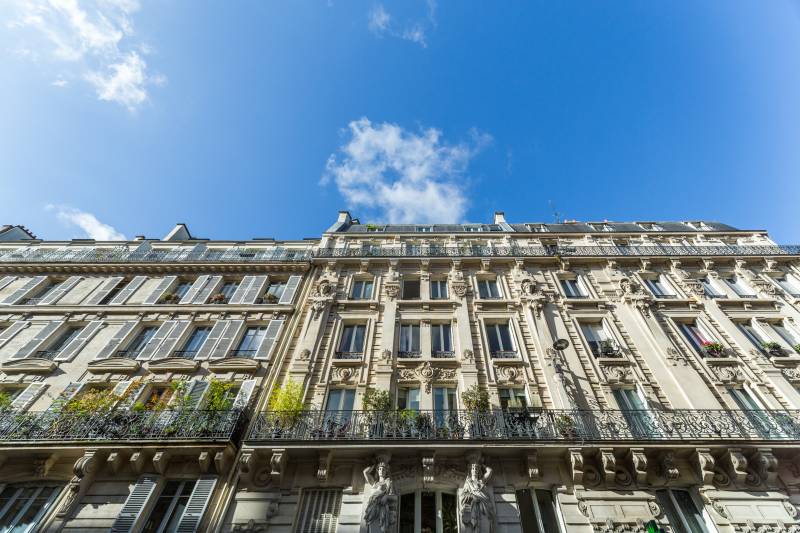 20 rue d'Assas, 75006 Paris - façade de l'immeuble construit en 1890