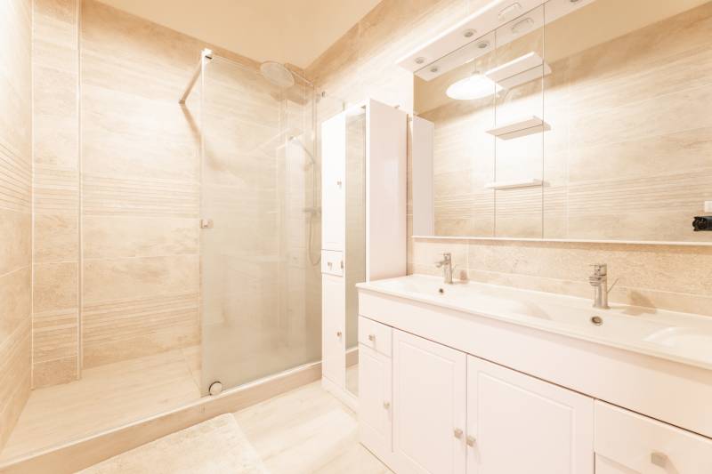 Appartement familial de prestige avec 4 chambres situé au 3ème étage avec ascenseur - Paris 6ème : Boulevard Raspail | quartier Notre-Dame des Champs  