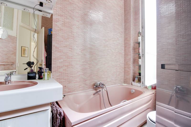 VENTE EN NUE-PROPRIETE - Appartement de réception de 175m² situé au 4ème étage avec ascenseur d'un immeuble de grand standing - Paris 6ème : rue Huysmans | Jardin du Luxembourg  
