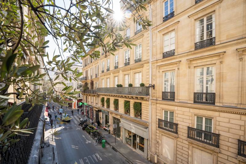 82 rue de Grenelle, 75007 Paris - agence immobilière Paris 6ème : Century 21 Assas Raspail