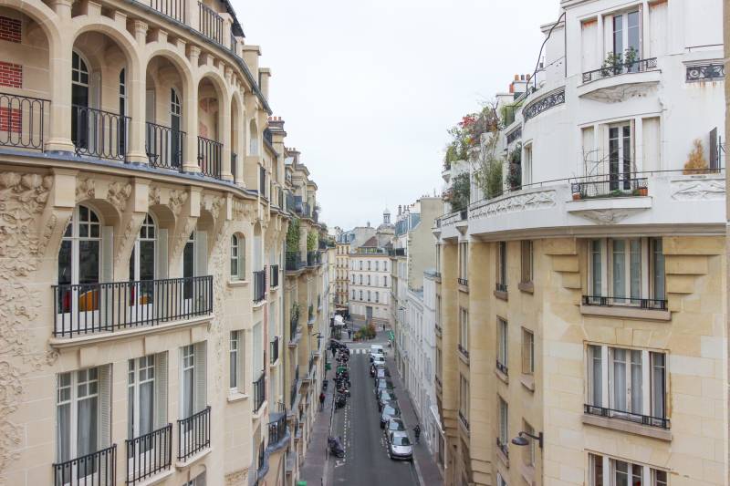 VENTE EN NUE-PROPRIETE - Appartement de réception de 175m² situé au 4ème étage avec ascenseur d'un immeuble de grand standing - Paris 6ème : rue Huysmans | Jardin du Luxembourg  