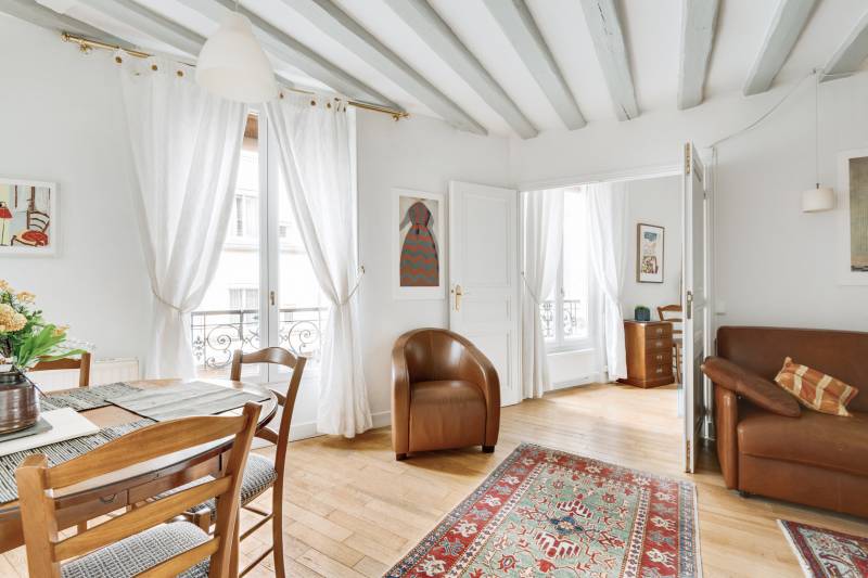 Appartement deux pièces de 33m² situé au 2ème étage par escalier - Paris 5ème : rue du Cardinal Lemoine | Place de la Contrescarpe | sectorisation Henri IV  