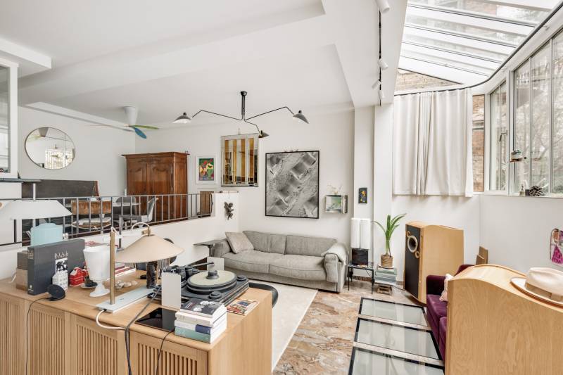 Appartement loft, entièrement rénové, en duplex avec deux chambres - Paris 14ème limite 6ème : rue Boissonade | quartier Montparnasse  