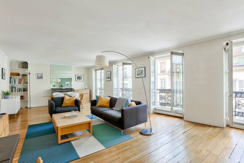 Appartement 3 pièces situé au 4ème étage avec ascenseur - Paris 6ème : rue d'Assas | Jardin du Luxembourg  