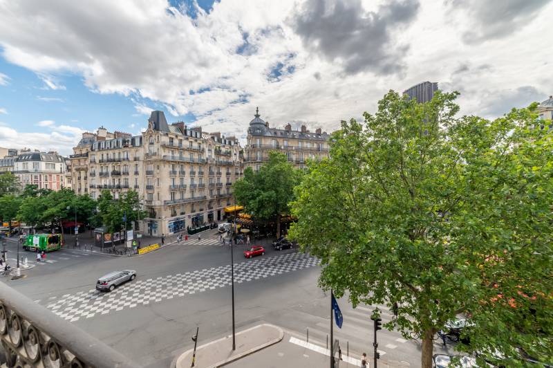 Appartement 3 pièces situé au 4ème étage avec ascenseur - Paris 6ème : Boulevard Raspail | métro Vavin - quartier Notre-Dame des Champs  