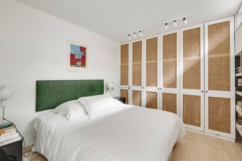 Appartement loft, entièrement rénové, en duplex avec deux chambres - Paris 14ème limite 6ème : rue Boissonade | quartier Montparnasse  