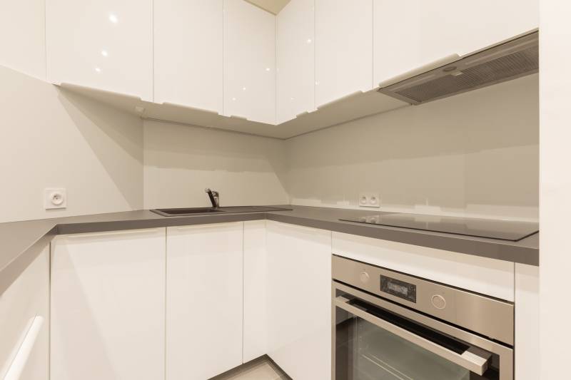 NON DISPONIBLE CAR ACTUELLEMENT LOUÉ - Location Meublée - Appartement 2 pièces avec 1 chambre - Paris 6ème : quartier Saint-Germain des Prés 
