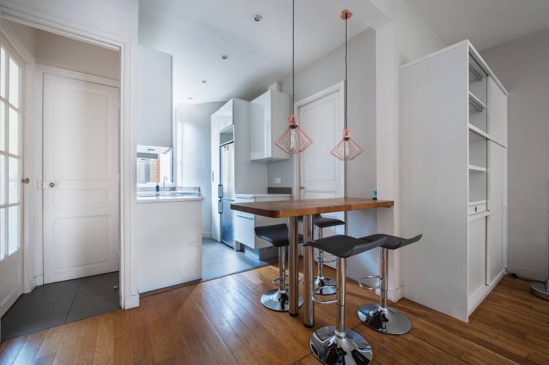 Appartement 3 pièces avec 2 chambres situé au rez-de-chaussée sur cour au calme - Paris 6ème : rue Notre-Dame des Champs  