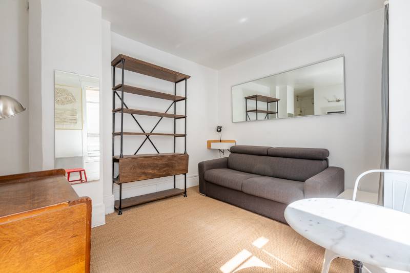 Studio de 17m² situé au 3ème étage par escalier - Paris 6ème : rue Vavin | quartier Notre-Dame des Champs  