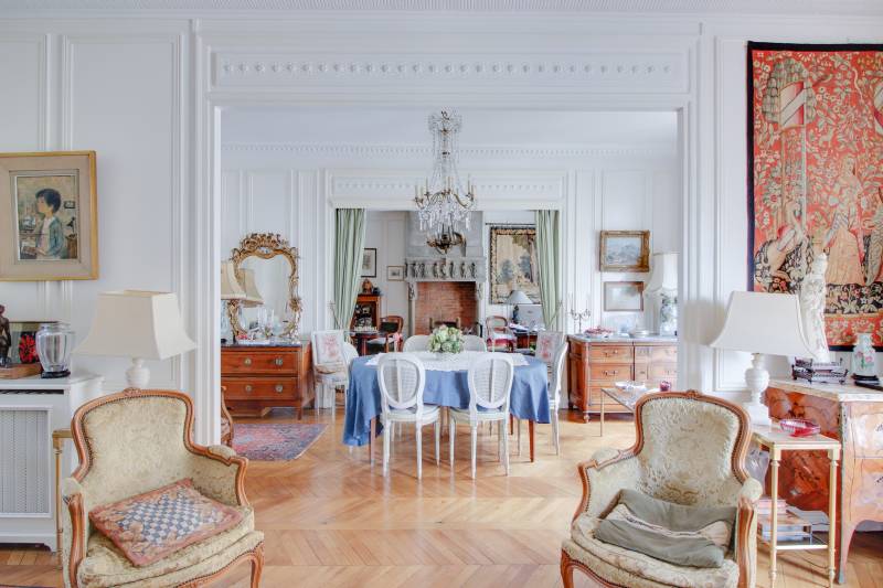 VENTE EN NUE-PROPRIETE - Appartement de réception de 175m² situé au 4ème étage avec ascenseur d'un immeuble de grand standing - Paris 6ème : rue Huysmans | Jardin du Luxembourg  