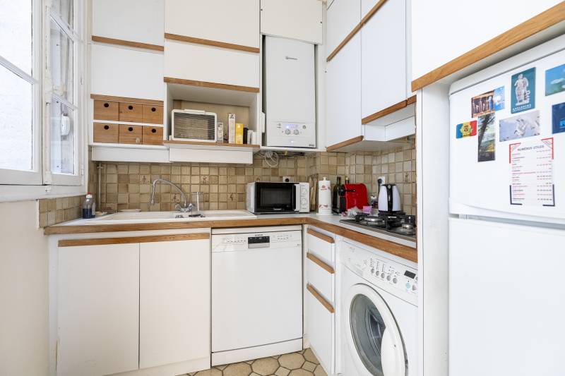 Appartement 3 pièces de 60 m² au 2ème étage - Paris 6ème : rue du Vieux Colombier - Saint-Sulpice  