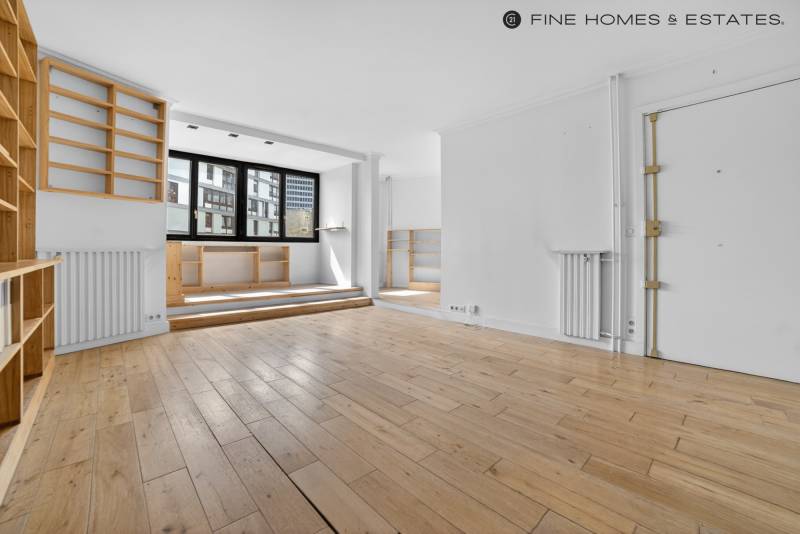 Appartement 2 pièces de 54 m² situé au 5ème étage avec ascenseur - Paris 14ème : Boulevard Edgar Quinet  