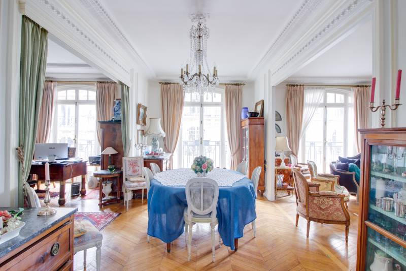 VENTE EN NUE-PROPRIETE - Appartement de réception de 175m² situé au 4ème étage avec ascenseur d'un immeuble de grand standing - Paris 6ème : rue Huysmans | Jardin du Luxembourg  