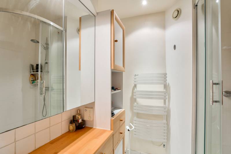 Appartement 3 pièces situé au 4ème étage avec ascenseur - Paris 6ème : rue d'Assas | Jardin du Luxembourg  