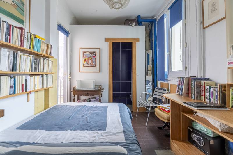 Appartement familial en duplex au dernier étage avec ascenseur - Paris 14ème limite 6ème : rue Campagne Première  