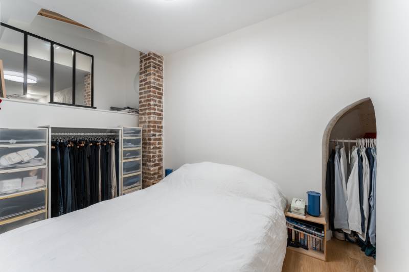 Appartement 3/4 pièces entièrement rénové situé au rez-de-chaussée sur cour au calme - Paris 6ème : rue Saint-Placide | quartier Notre-Dame des Champs  