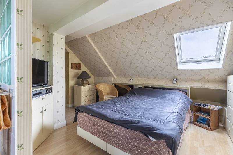 Duplex à rénover au dernier étage avec Terrasse - Penthouse - Paris 6ème : rue Vavin | Jardin du Luxembourg  