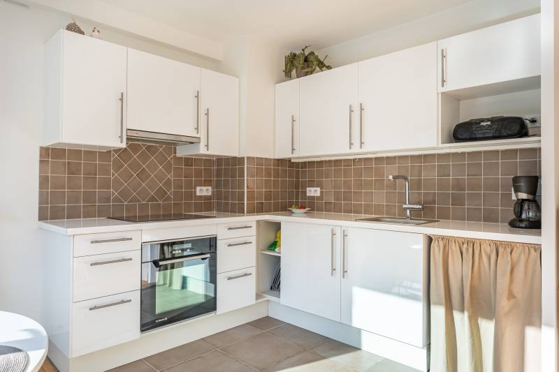 Studio calme et lumineux de 32m² avec terrasse situé au 5ème étage avec ascenseur - Paris 6ème : rue Notre-Dame des Champs | Jardin du Luxembourg  
