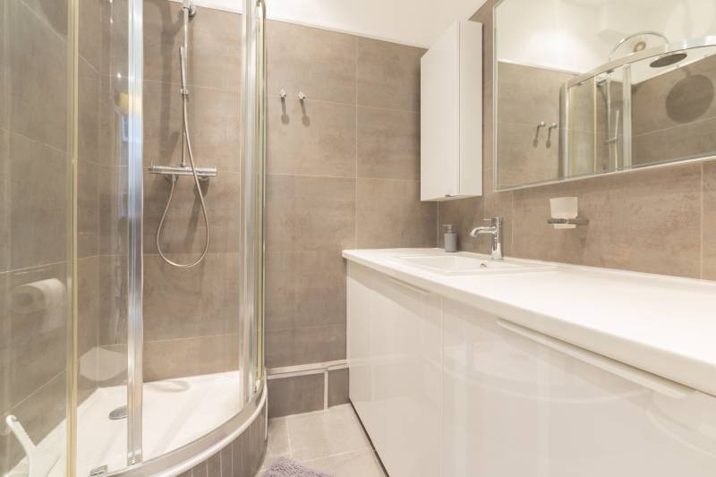 NON DISPONIBLE CAR ACTUELLEMENT LOUÉ - Location Meublée - Appartement 2 pièces avec 1 chambre - Paris 6ème : quartier Saint-Germain des Prés 