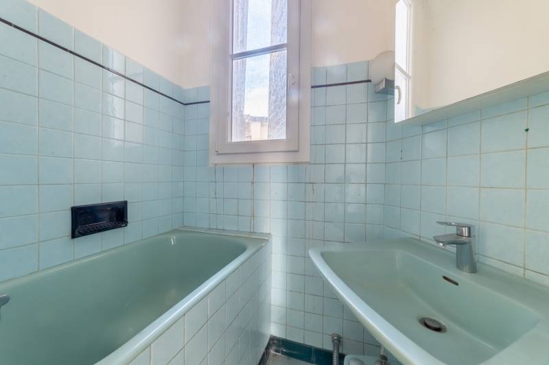 Appartement 3 pièces situé au 4ème étage avec ascenseur - Paris 6ème : Boulevard Raspail | métro Vavin - quartier Notre-Dame des Champs  