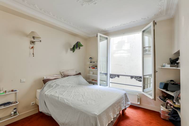 Appartement 3 pièces situé au 4ème étage avec ascenseur - Paris 6ème : rue d'Assas | Jardin du Luxembourg  